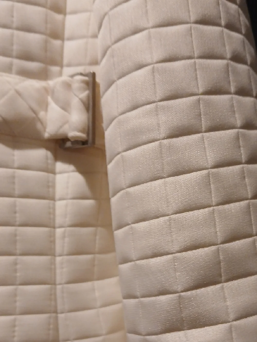 Anne Klein Cream Quilted Midi Coat Dress - Picture 4 of 6